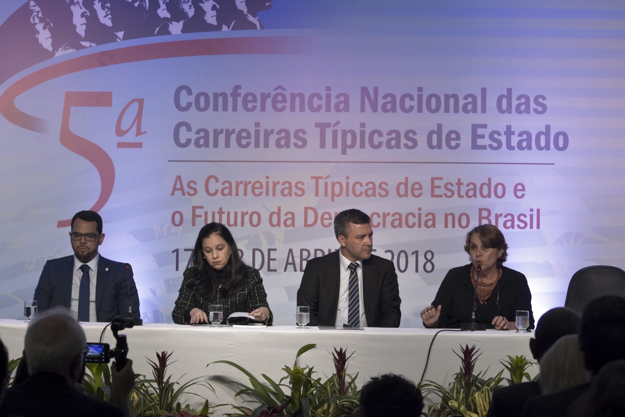 Começa a 5ª Conferência Nacional das Carreiras Típicas de Estado