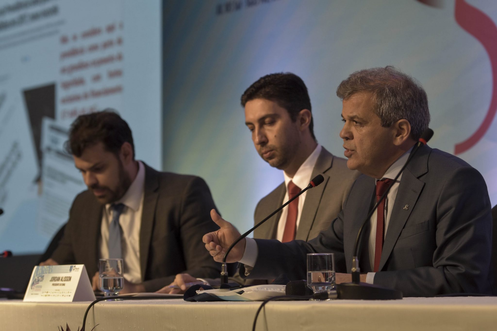 Debate sobre a Seguridade Social encerra a 5ª Conferência Nacional das Carreiras Típicas de Estado