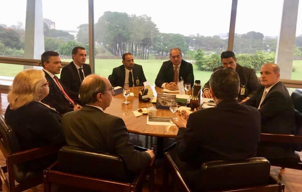 Fonacate e Frentas reunem-se com ministro-chefe da Casa Civil