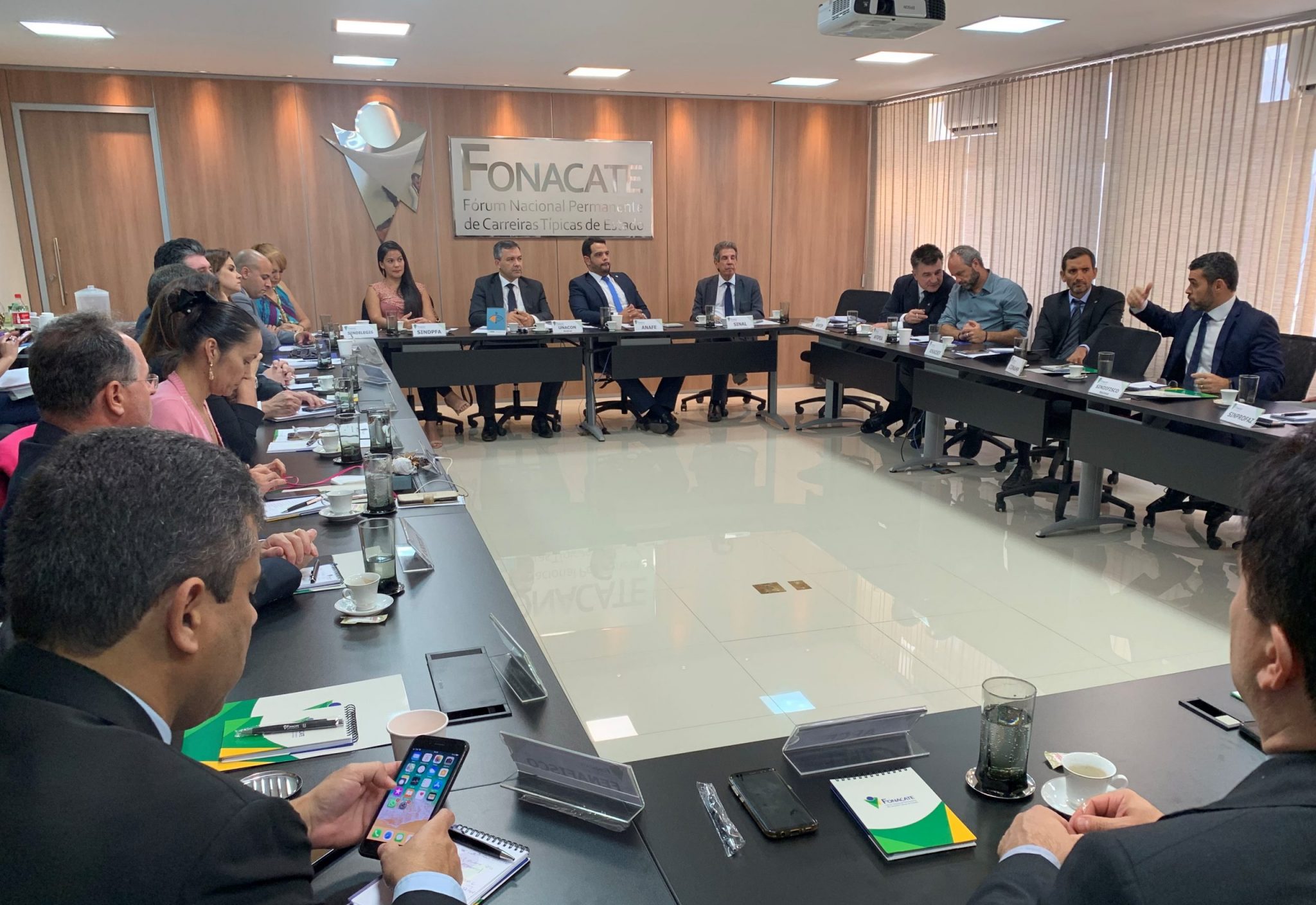 Fonacate prepara documento sobre reforma administrativa