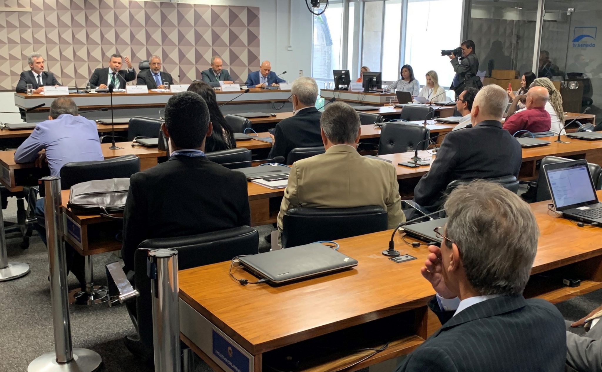 Senado»“O que está em jogo é destruição do Estado de bem-estar social”, diz Rudinei Marques