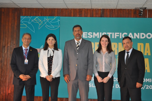 Fonacate e Sindilegis promovem curso para jornalistas sobre a PEC 6/19