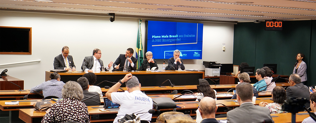 PEC DA EMERGÊNCIA FISCAL» Especialistas alertam: corte na jornada significa redução na oferta de serviços públicos