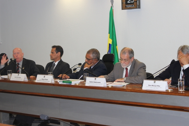 Sindicalistas defendem mandato classista remunerado para servidores federais