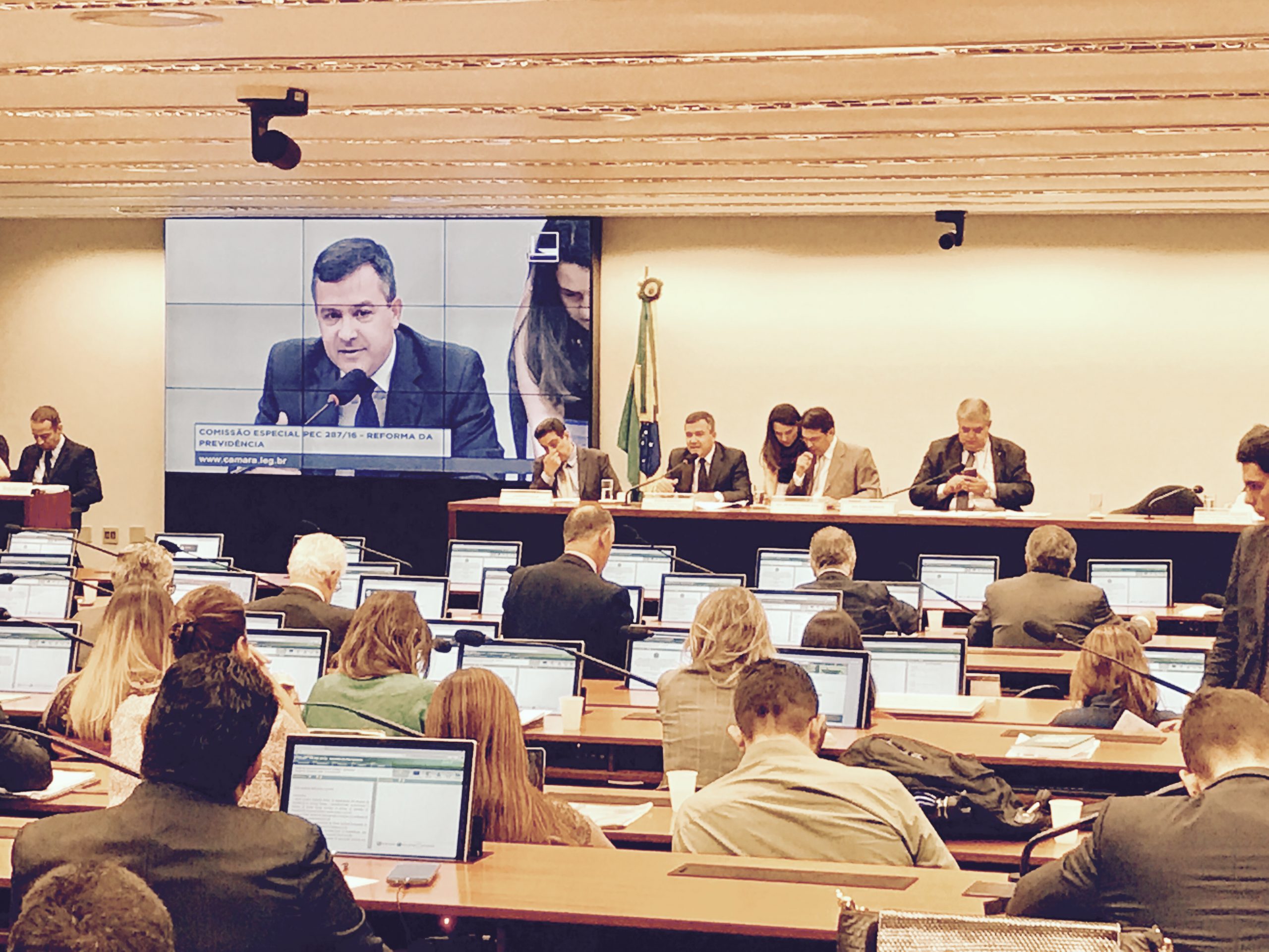 Comissão Especial» Presidente do Fonacate cobra transparência nos dados da Previdência