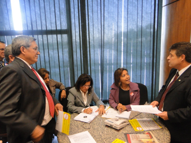 Articulações contra PL 1.992 continuam