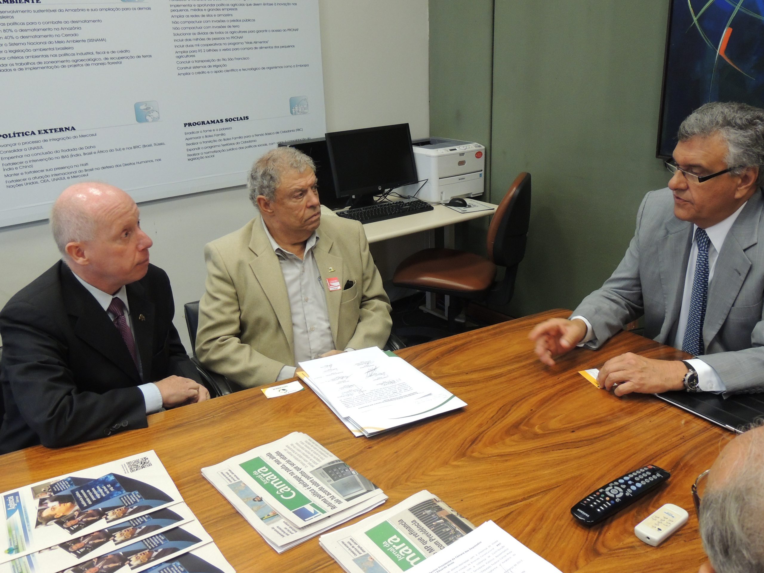 PEC 555: Presidente do Fonacate se reúne com Líder do DEM
