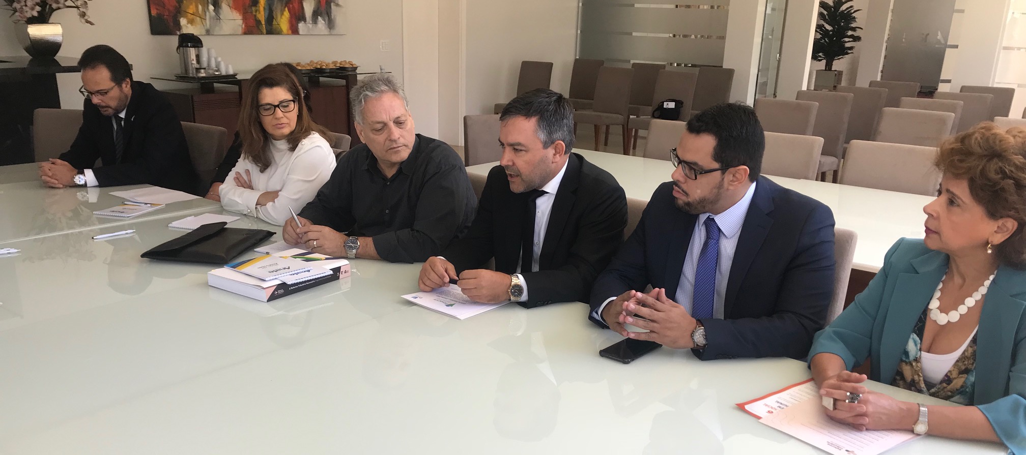 Eleições 2018» João Goulart Filho assina Carta de Princípios do FONACATE