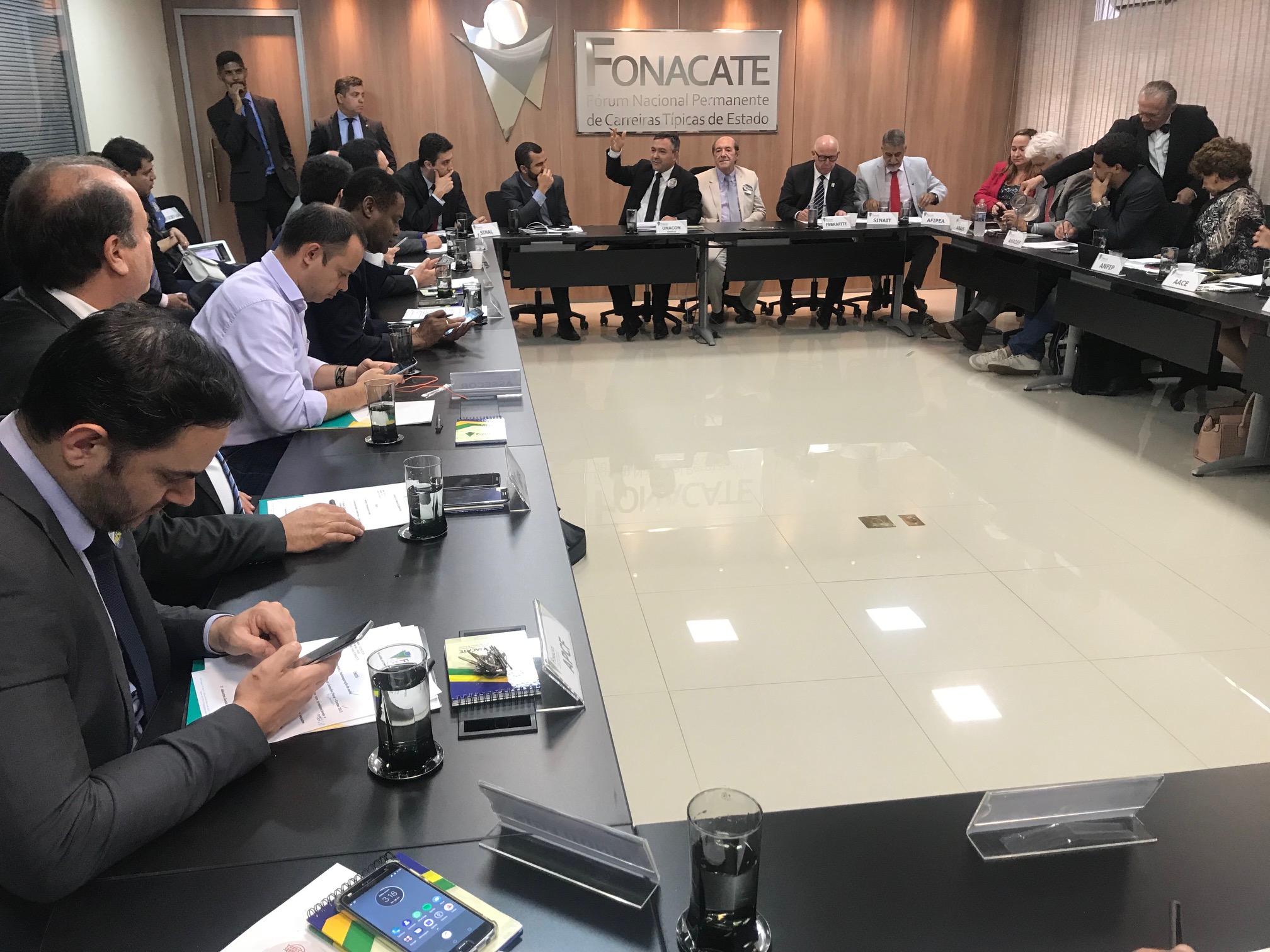 Entidades intensificam luta contra MP 849, que adia reajustes dos servidores públicos federais