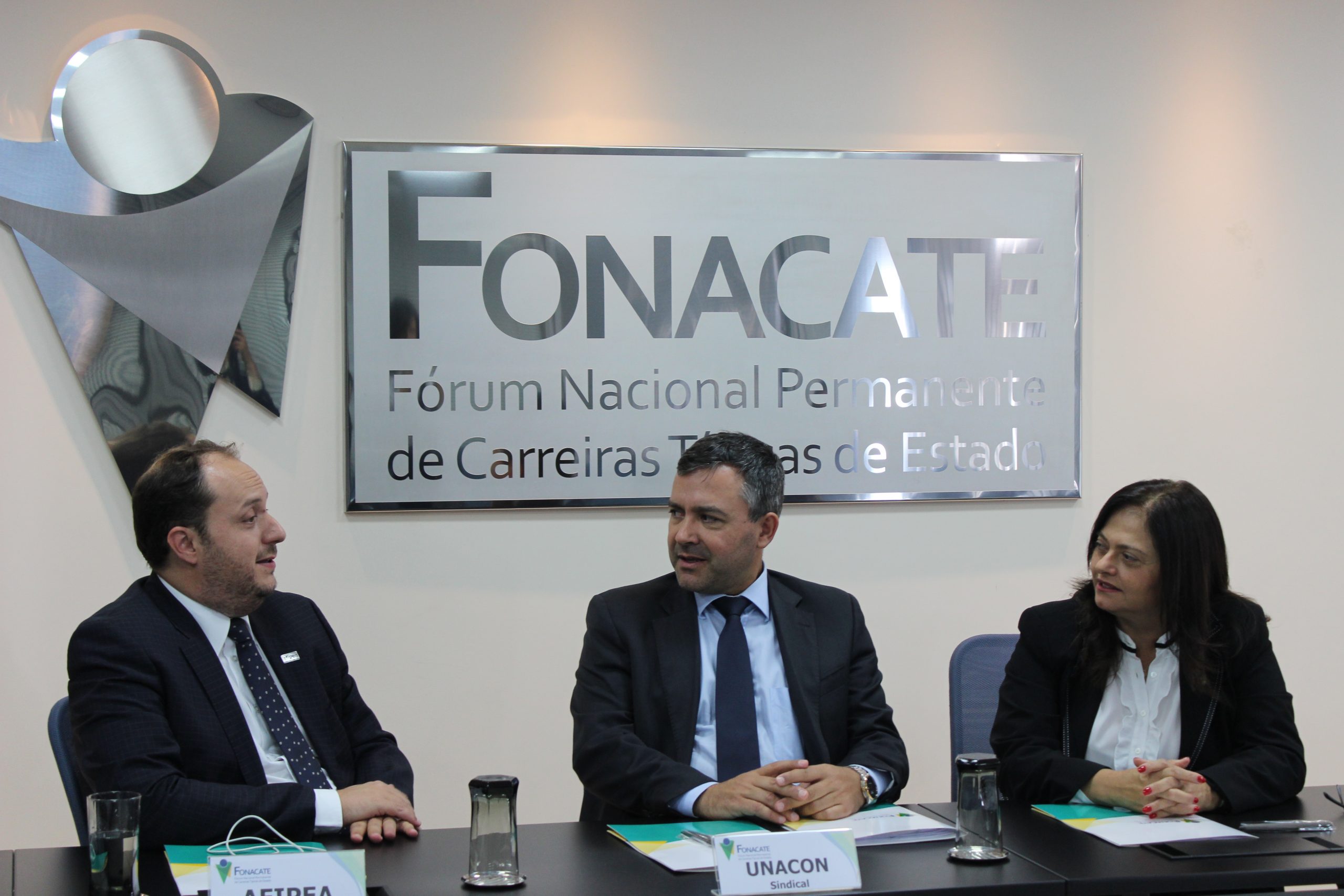 Carreiras de Estado comemoram aprovação do projeto de negociação coletiva na CTASP