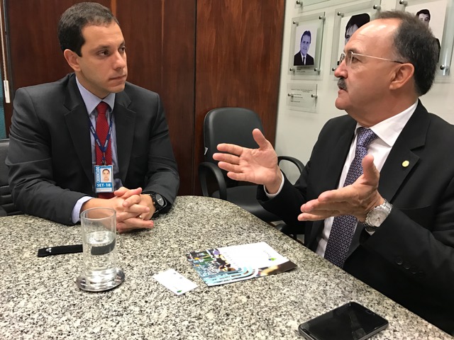 Fonacate e deputado Mauro Pereira debatem pautas do funcionalismo