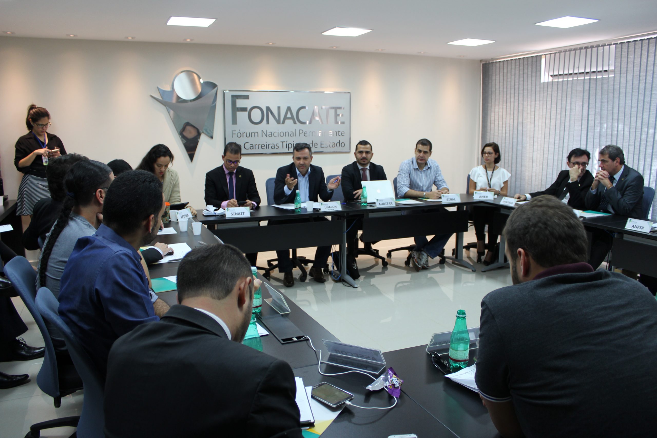 Adiamento dos Reajustes» Carreiras de Estado preparam mobilização nacional