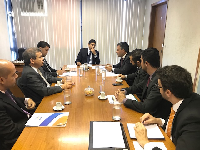 Fonacate debate regulamentação do lobby e lei de conflito de interesses na CGU