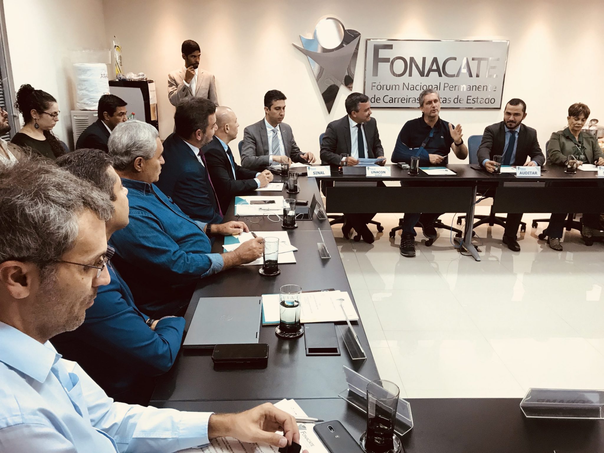 Entidades comemoram perda de validade da Medida Provisória que adiaria os reajustes dos servidores públicos