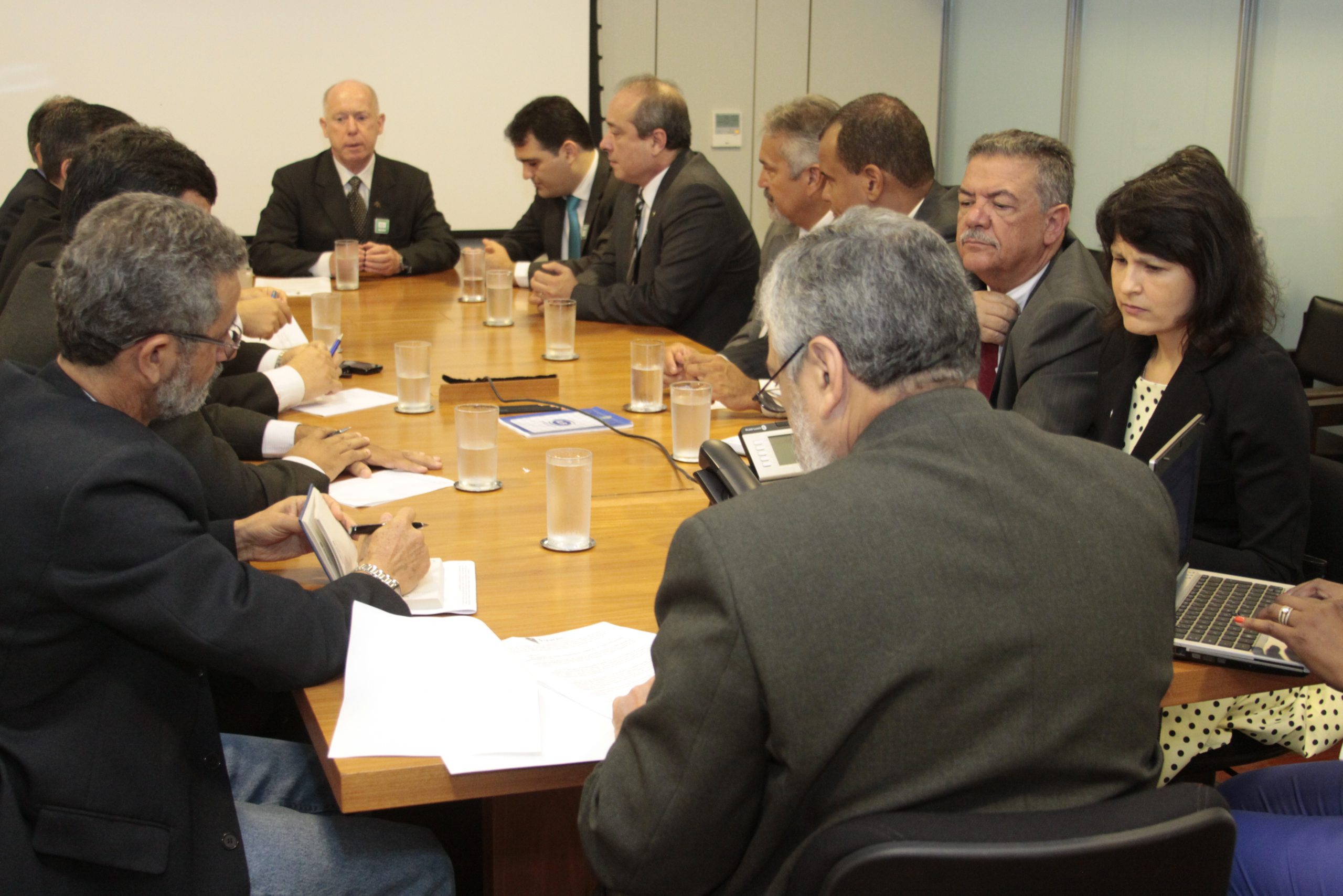 Regulamentação da Convenção 151 e Direito de Greve foram pauta do Fonacate em reunião na Presidência