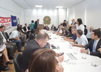 Governo promete apresentar proposta de reajuste para os servidores federais até esta sexta-feira