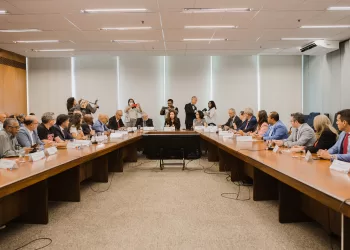 Fonacate compõe grupo que estabelecerá regras da Mesa de Negociação