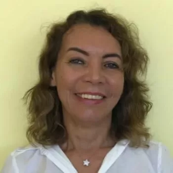 4º Vice-Presidente (Relações Institucionais) - Elizabeth Sousa Cagliari Hernandes