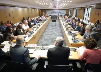 Fonacate leva pleitos dos servidores do Executivo na retomada da MNNP