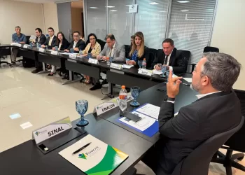 Campanha Salarial: Na reta final, servidores intensificam greves e mobilizações