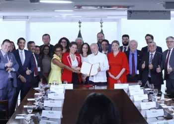 Presidente Lula sanciona a nova Lei dos Concursos