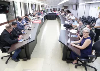 Mesa de Negociação» Entidades cobram mais diálogo e nomeação de todos os aprovados nos últimos concursos