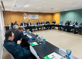 Assembleia» Entidades exigem transparência e acesso ao texto da Reforma Administrativa