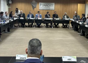 Assembleia» Entidades debatem adicional por tempo de serviço e cobram avanço em direitos coletivos dos servidores