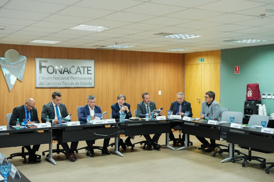 Orçamento de 2027» É hora de garantir a recomposição salarial dos servidores federais
